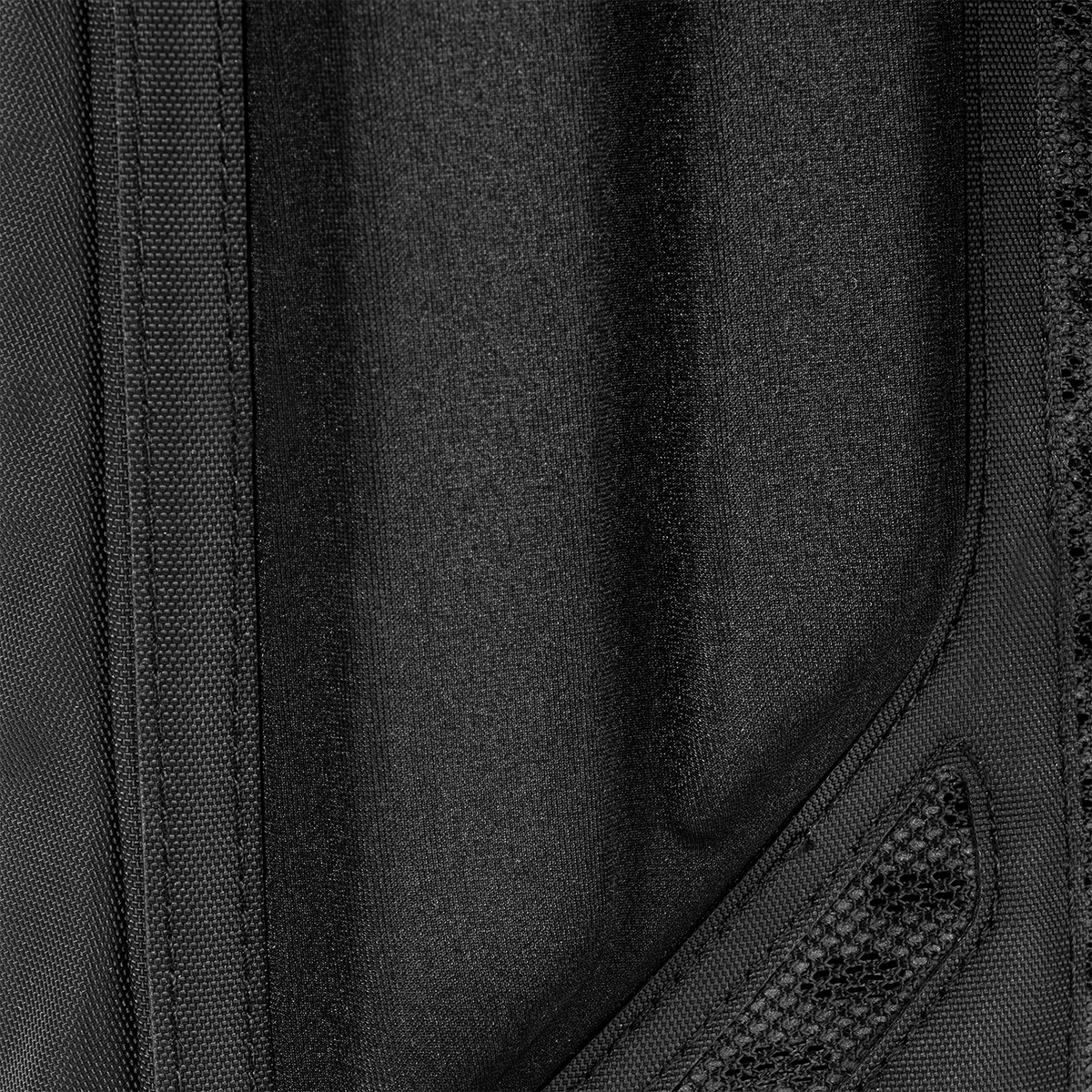 paragon-hydration-pack-e6 Paragon_Black_Texture.png